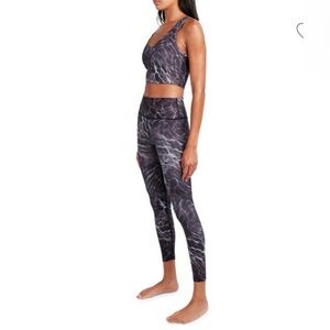 SAGE Collection sport bra and yoga pants set 🧘‍♀️